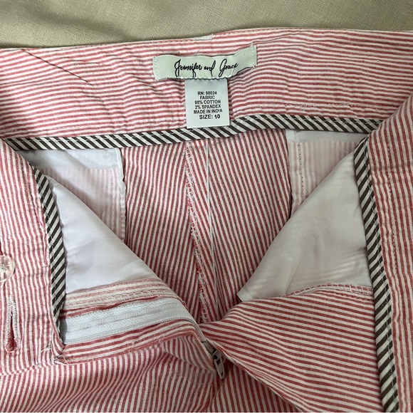 Jennifer and Grace Size 10 pink and white striped shorts with pockets GUC - Picture 3 of 4
